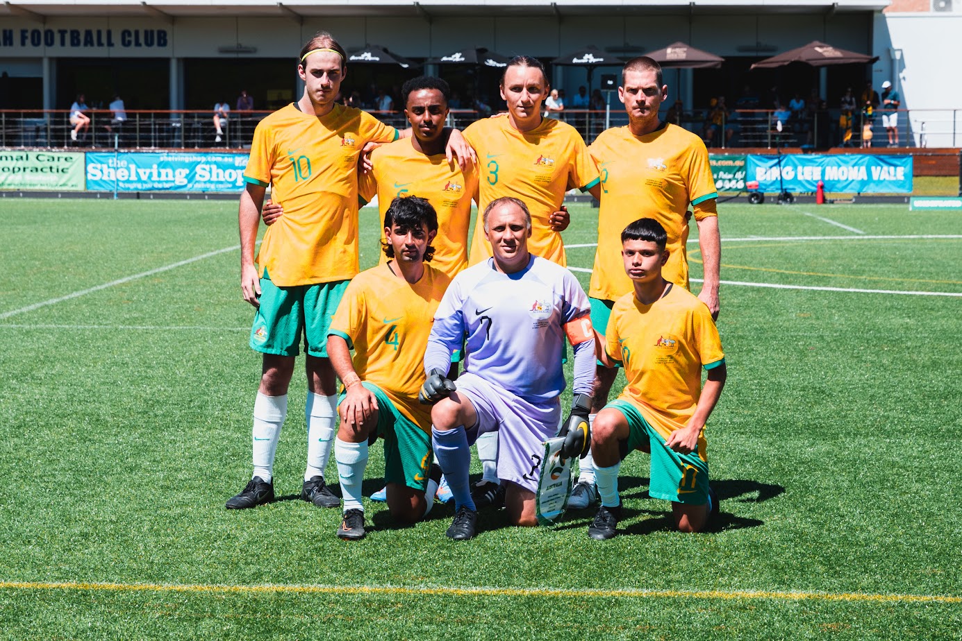 A photo of the Pararoos starting lineup before the game against USA in February 2023. Kaylan van Heer is bottom right.